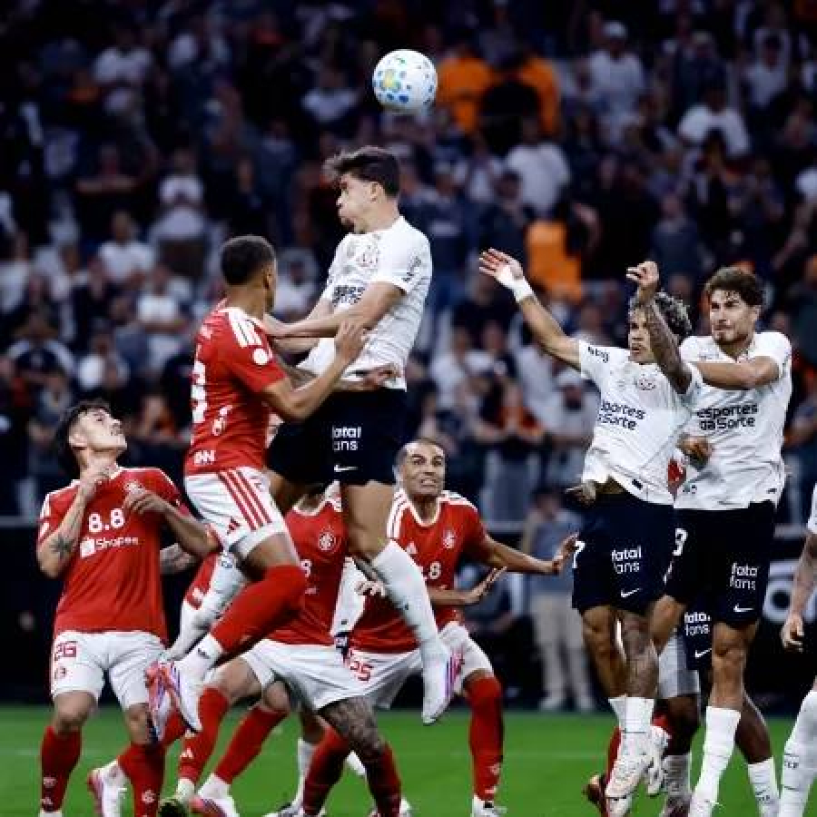 Corinthians tem sequência de jogos difíceis. 