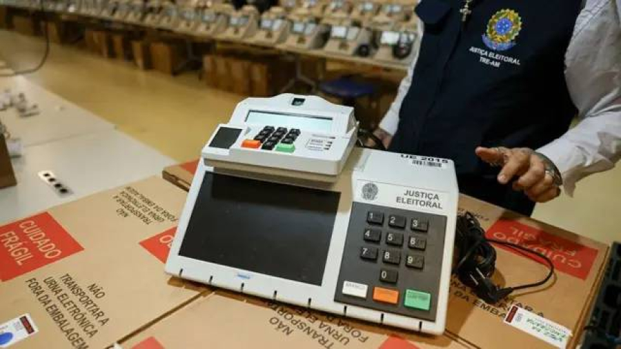 Eleitor ainda pode votar normalmente no segundo.