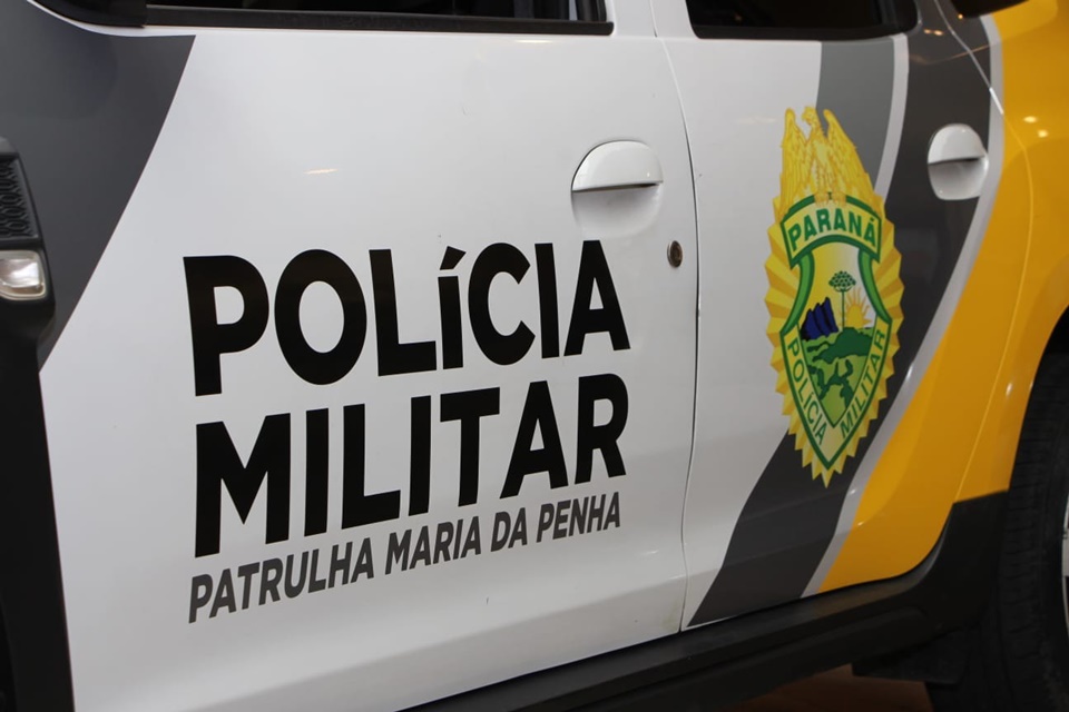 Homem é detido após ameaçar companheira e entrar em confronto.