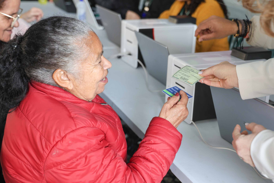 Paraná ultrapassa 115 mil emissões da Carteira da Pessoa Idosa 