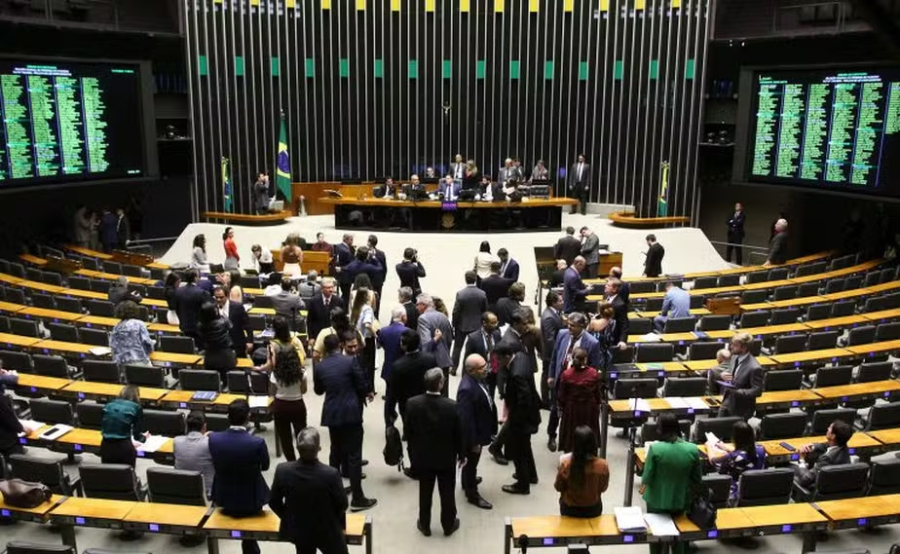 Senado aprova novo para MEI e perdão de dívidas.