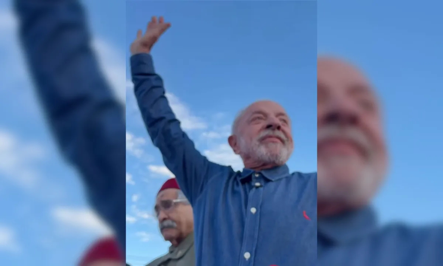 Lula anuncia que vai enviar sigilo telefônico e bancário dele e dos 5 filhos ao TSE