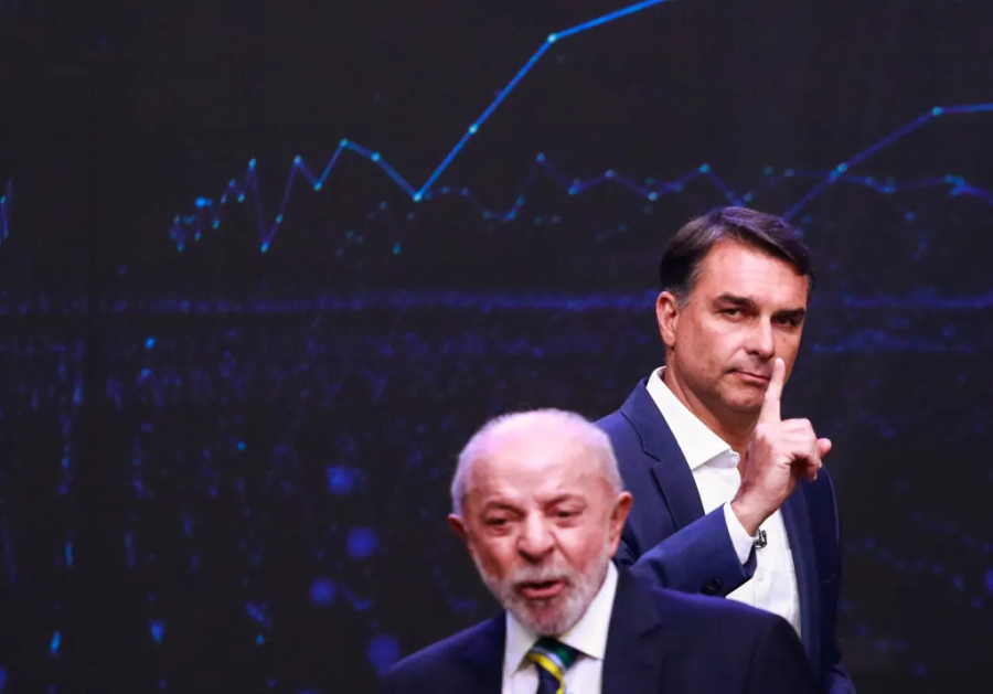 Flávio Bolsonaro tem 51% dos votos válidos contra 49% de Lula