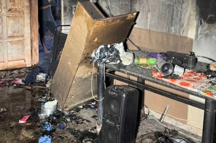 Incêndio destrói casa em Sarandi e deixa moradores em estado grave.