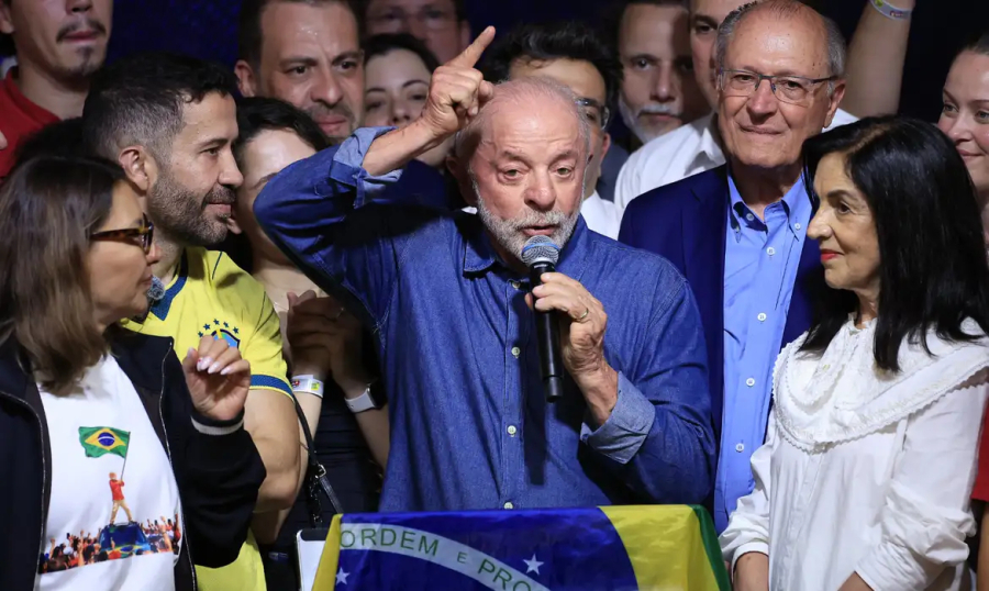  Lula diz que eleição foi uma derrota do negacionismo
