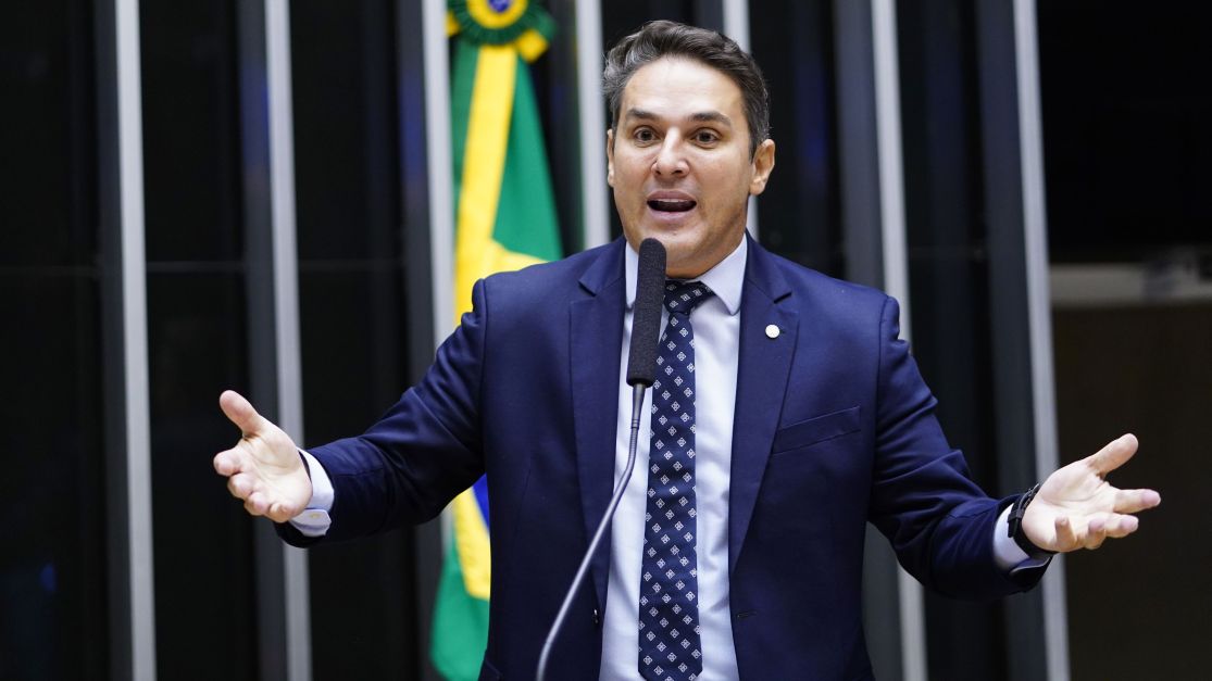 “CPI do INSS é prioridade número um”, diz líder da oposição na Câmara