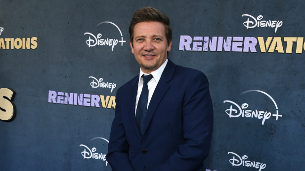 Jeremy Renner afirma ter “morrido” após acidente