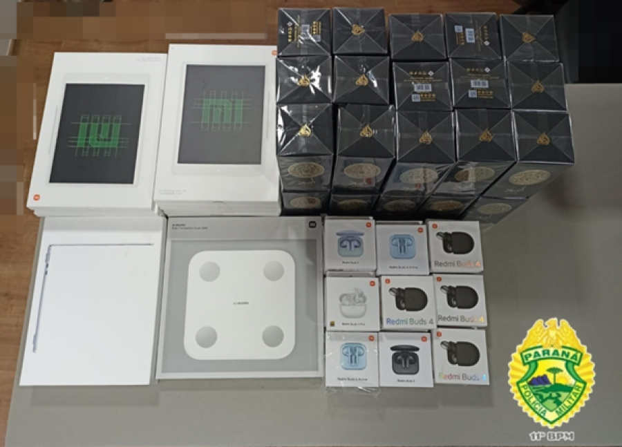 Polícia Militar encontra produtos contrabandeados em ônibus
