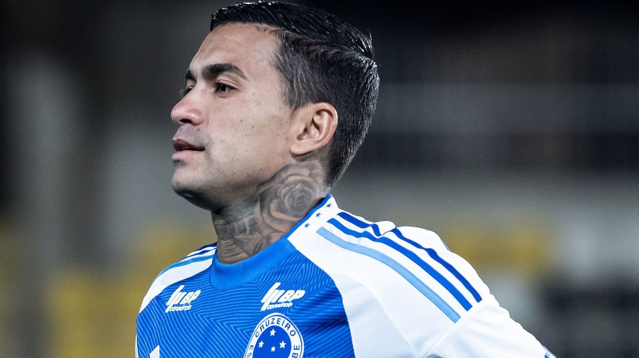 Cruzeiro oficializa rescisão contratual com Dudu
