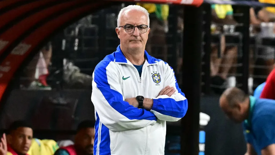 Dorival estreia em Itaquera contra o Inter e tenta apontar nova direção para o Corinthians
