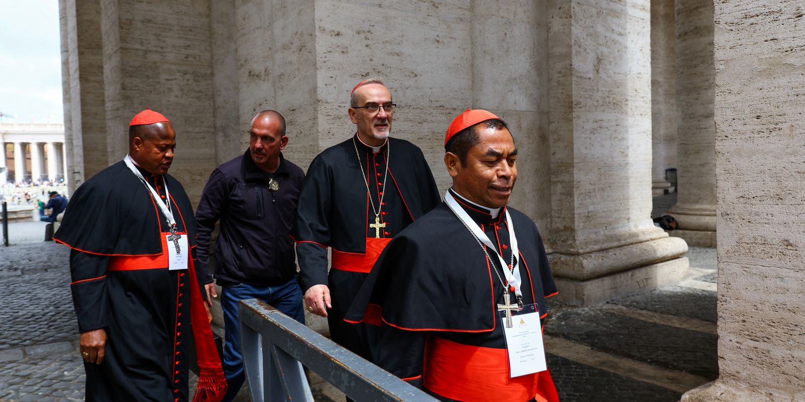 Cardeais que votam no conclave estão em Roma, diz Vaticano
