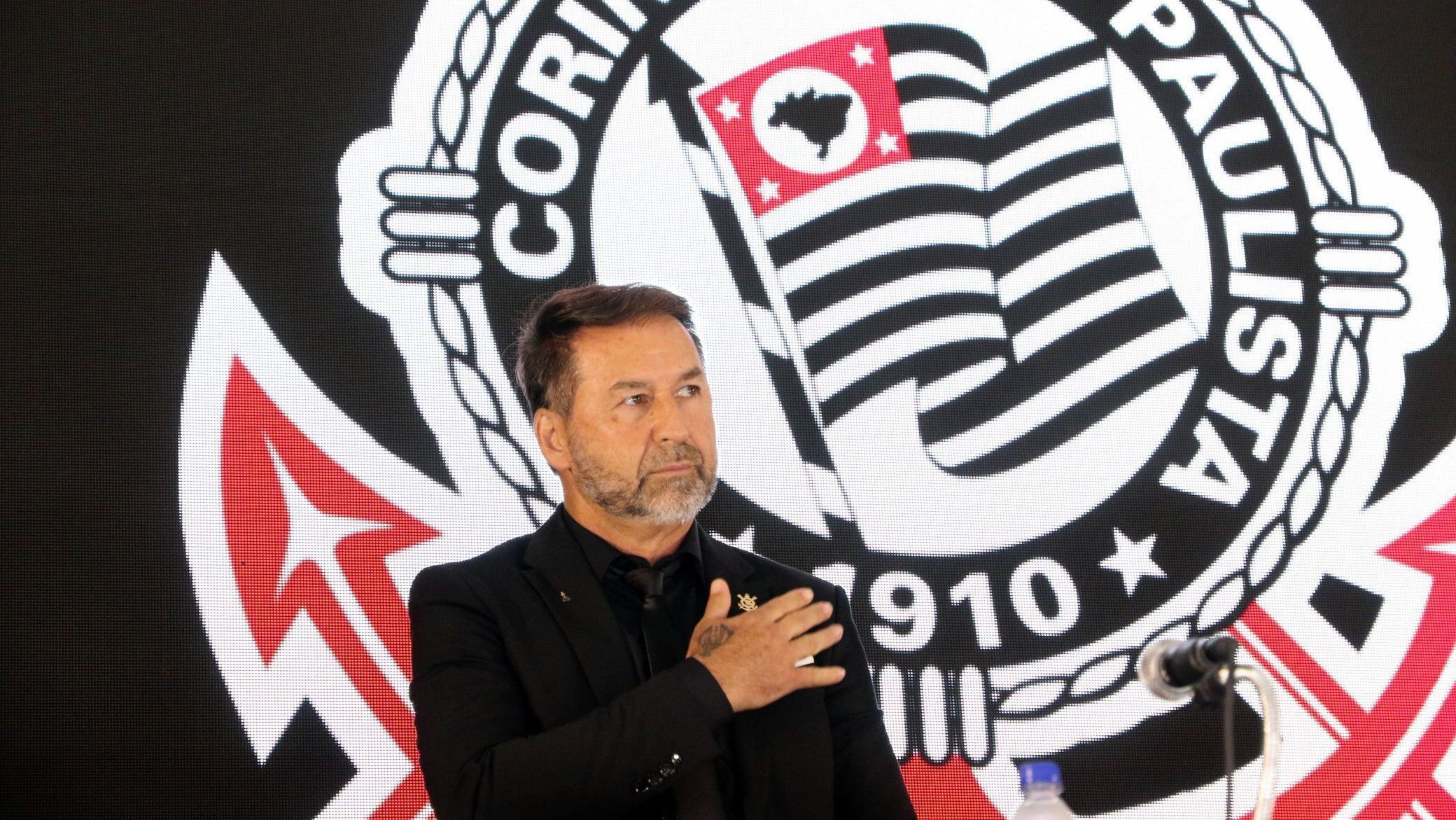 Veja ranking dos clubes mais endividados do Brasil