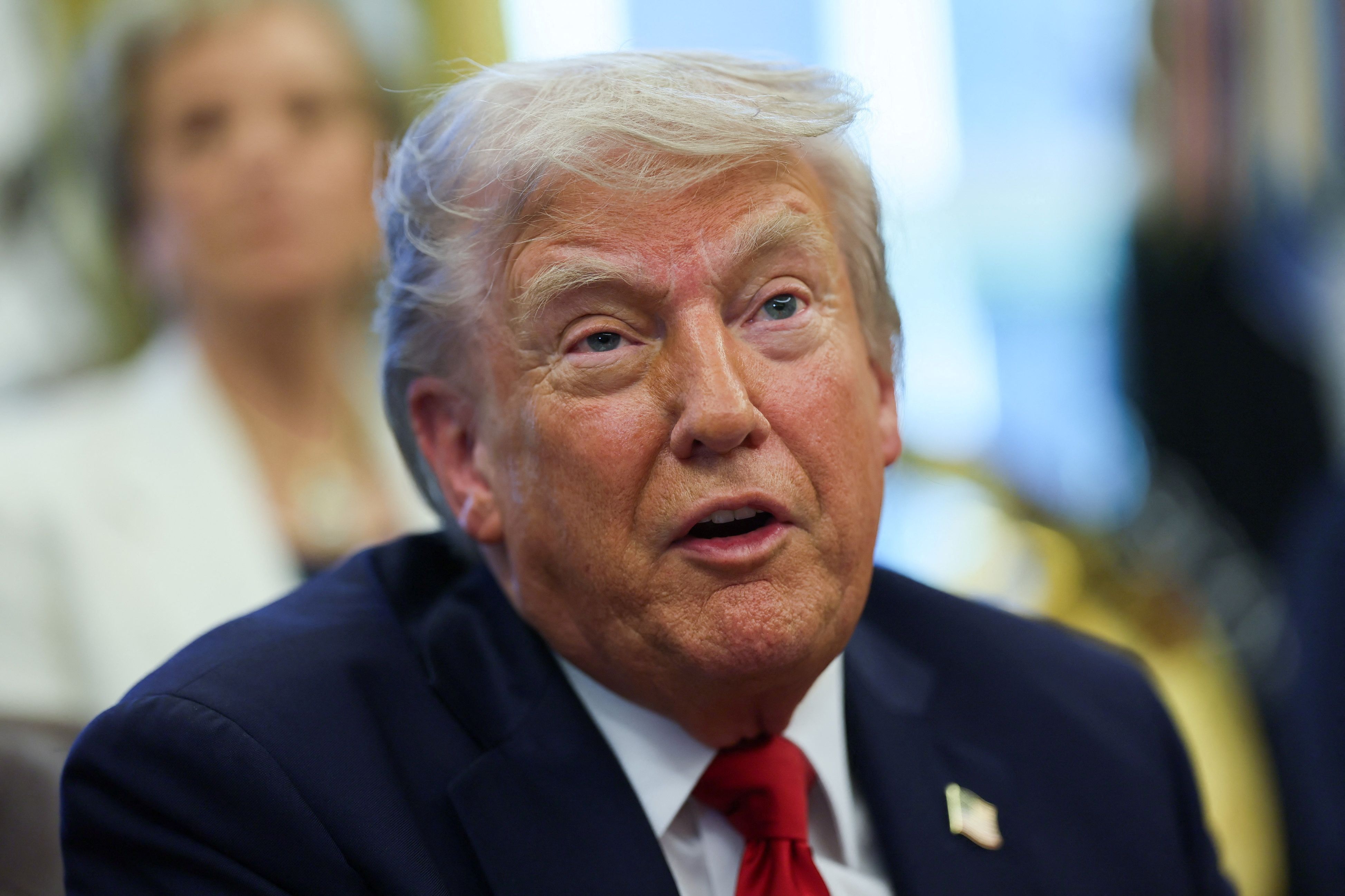 Trump diz que 4 ou 5 acordos comerciais “sairão em breve”