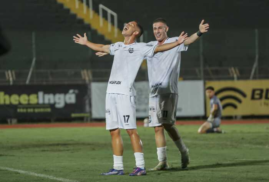 Galo Maringá vence a quarta partida seguida e segue invicto 