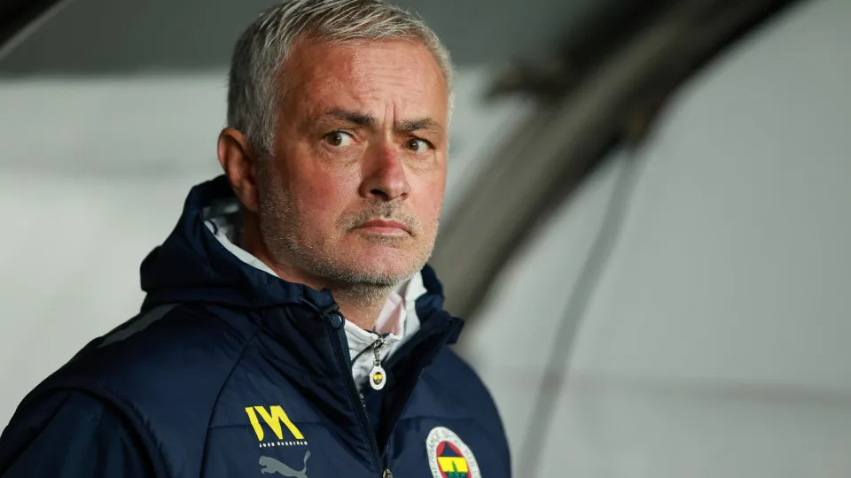 José Mourinho lidera apostas para assumir o Manchester United