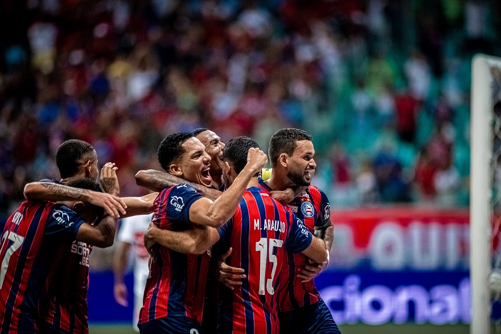 São Paulo perde para o Bahia por 2 a 1 e vê o ídolo Rogério Ceni quebrar tabu