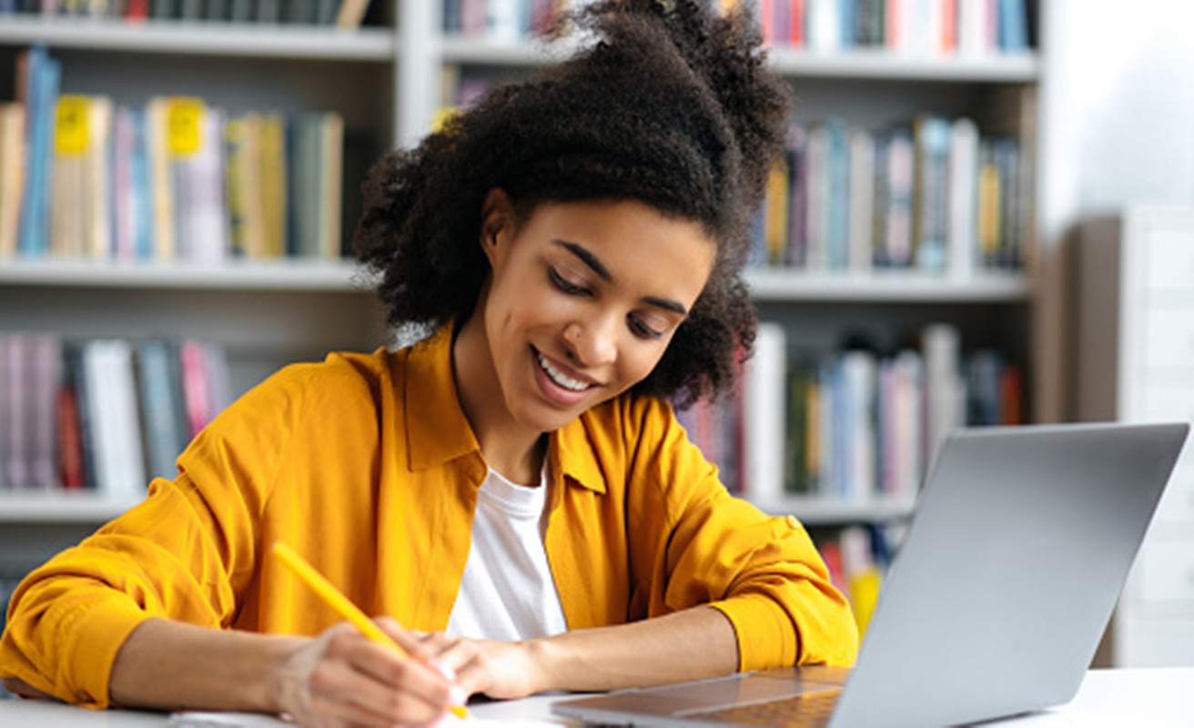 Saiba os tipos de cursos técnicos e veja algumas opções de atuação