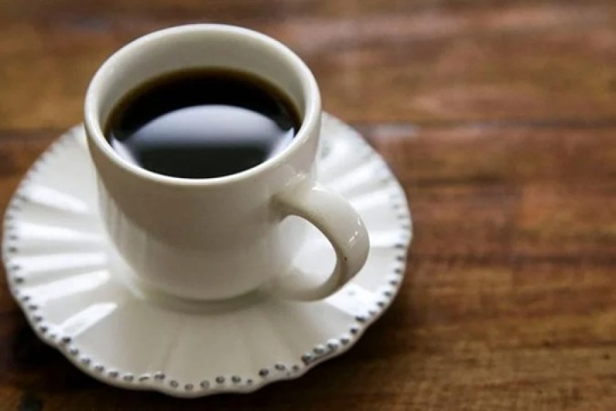 Consumo de café puro e sem açúcar reduz risco de morte