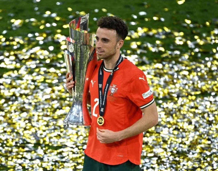 Morre o jogador Diogo Jota, do Liverpool.