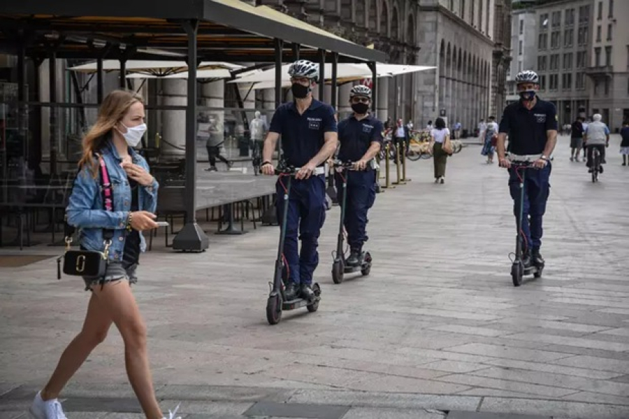 Patinetes elétricas na Itália terão de usar placa