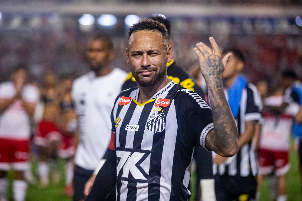 Santos aposta em Neymar, e líder Flamengo tenta superar crise com Pedro