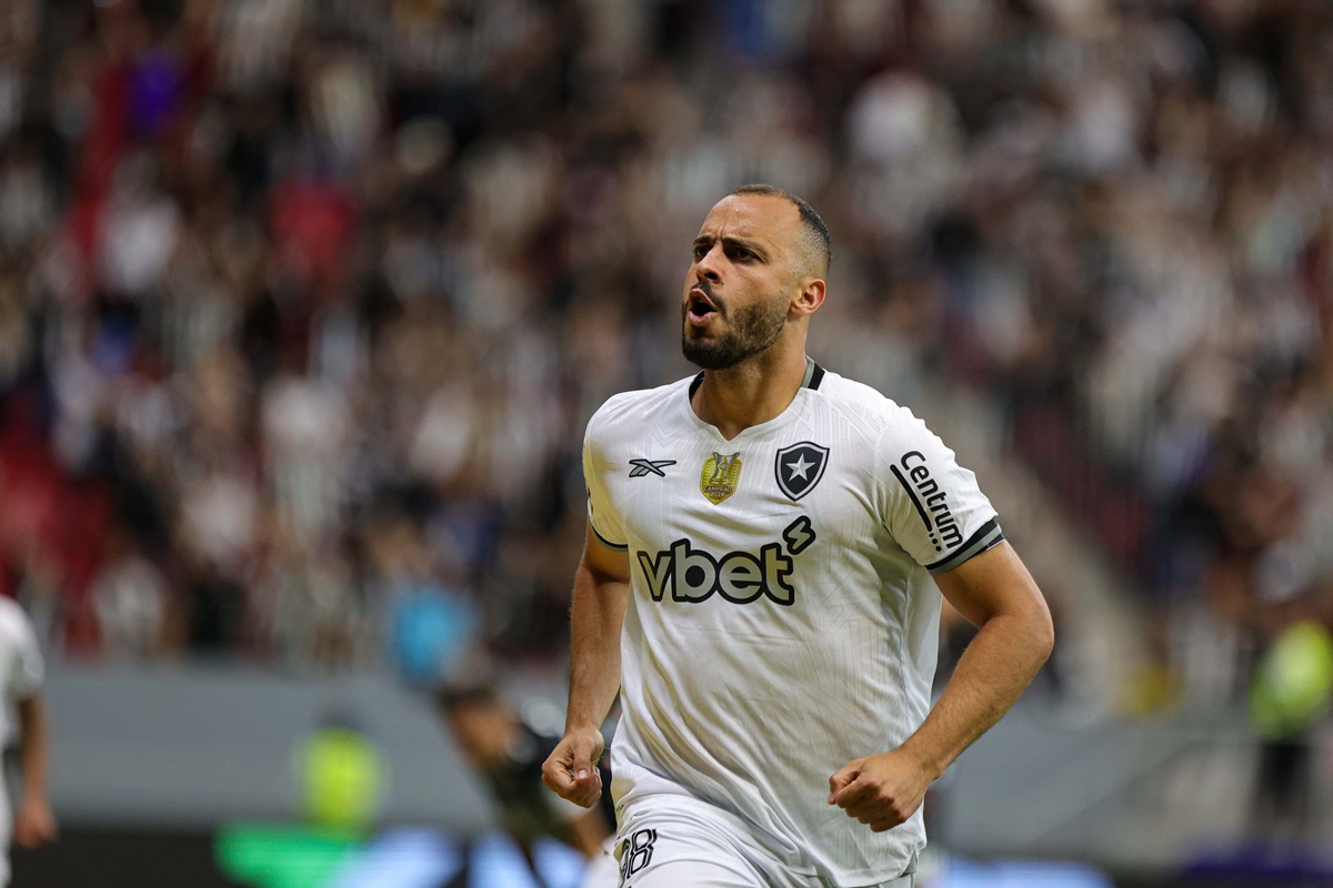Botafogo x Vitória: onde assistir ao jogo da 14ª rodada do Brasileirão