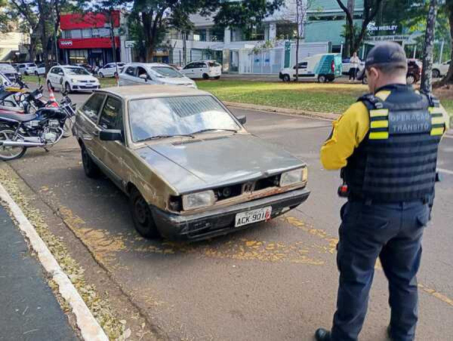  Fiscalização de trânsito apreende mais veículos.
