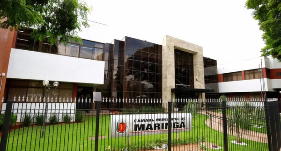 TJPR mantém projeto que amplia cargos comissionados em Maringá