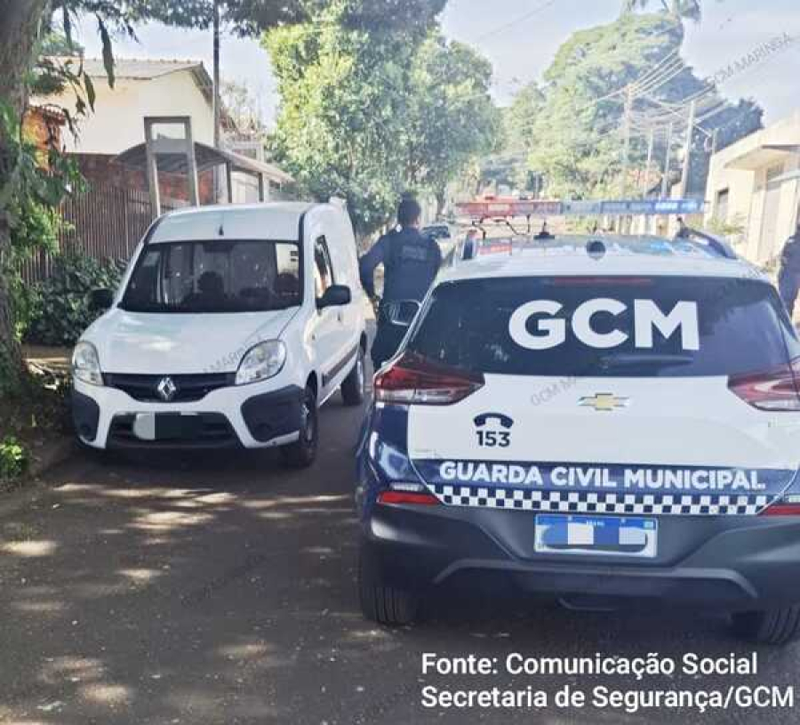 GCM recupera carro furtado em frente à UPA Zona Norte