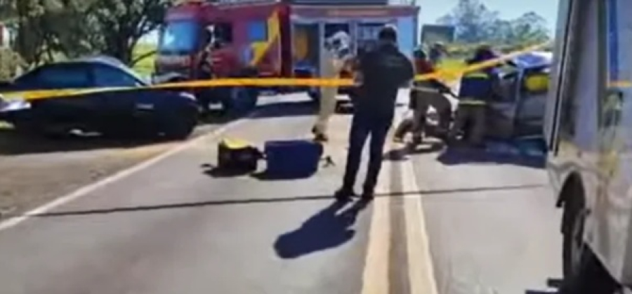 Acidente na PRC-272 deixa um morto e 3 feridos.