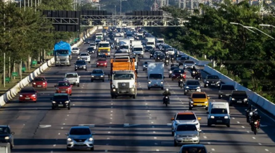 Governo deve alterar velocidade máxima de vias 