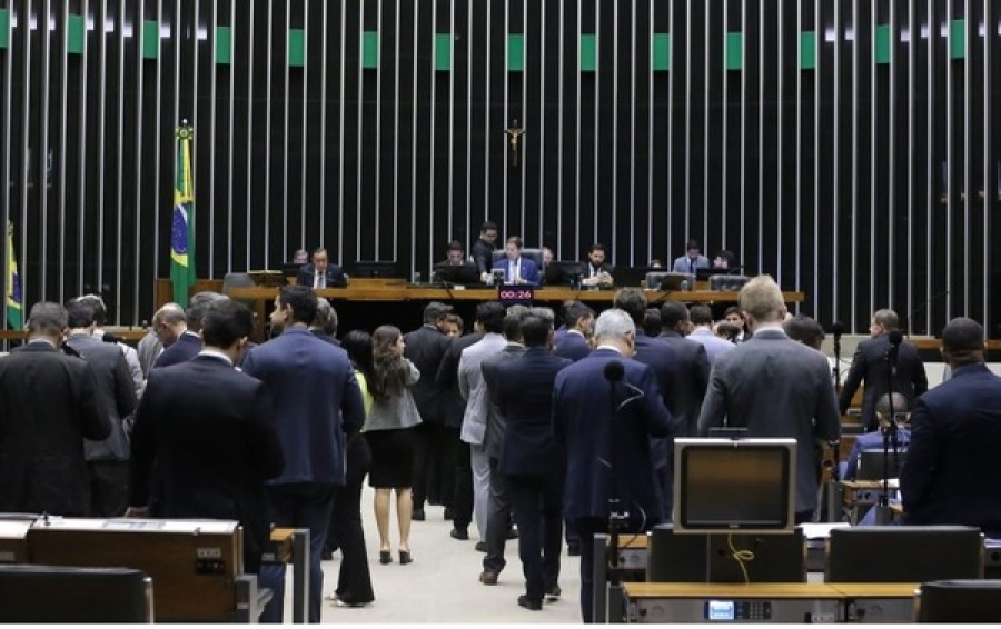 Projeto proíbe cobrança para sindicatos na folha de aposentados do INSS