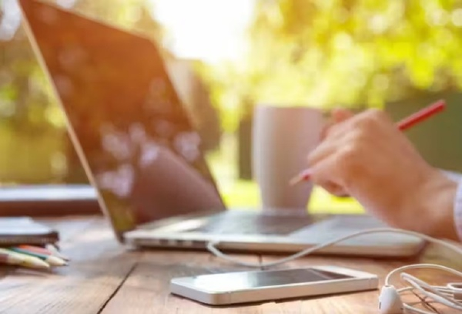 Trabalhar em home office aumenta felicidade 